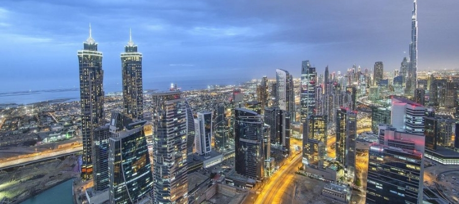 نمای دور بیزنس بی - نمای آسمان خراش