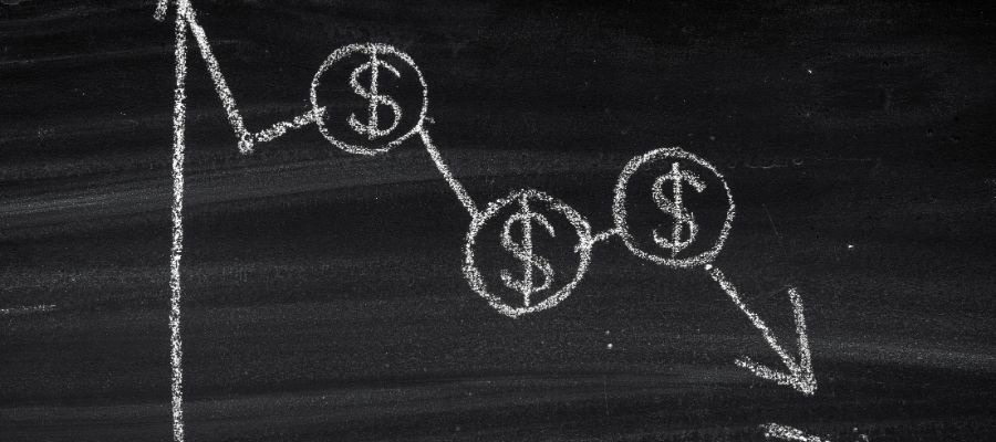 کاهش ارزش دلار و حفاظت از سرمایه